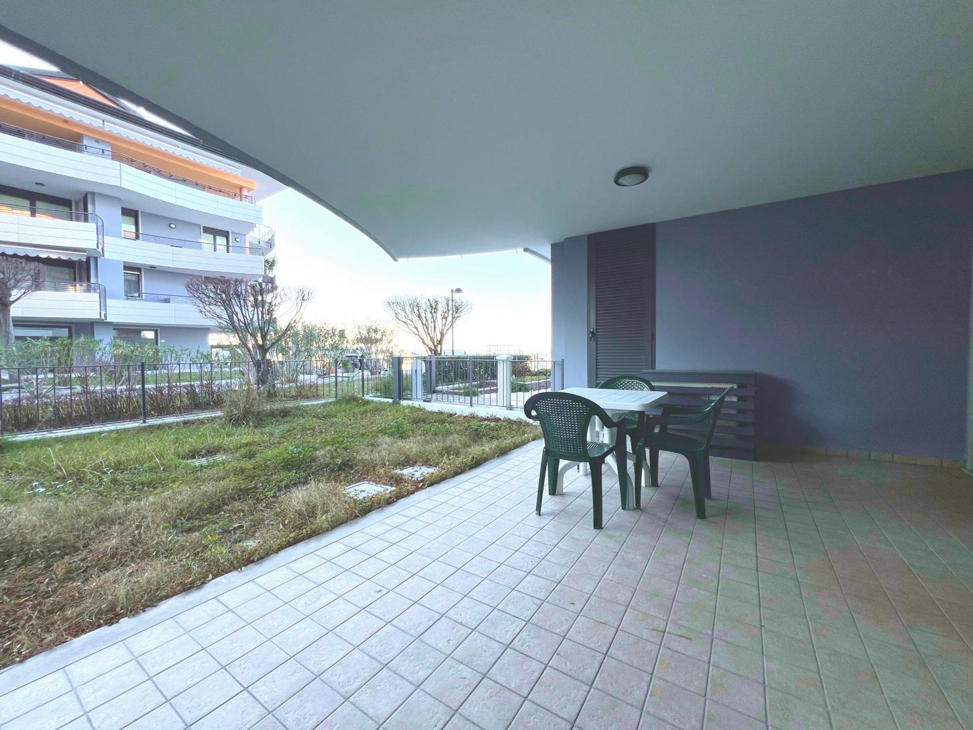 Costa Azzurra Apartment Градо Номер фото