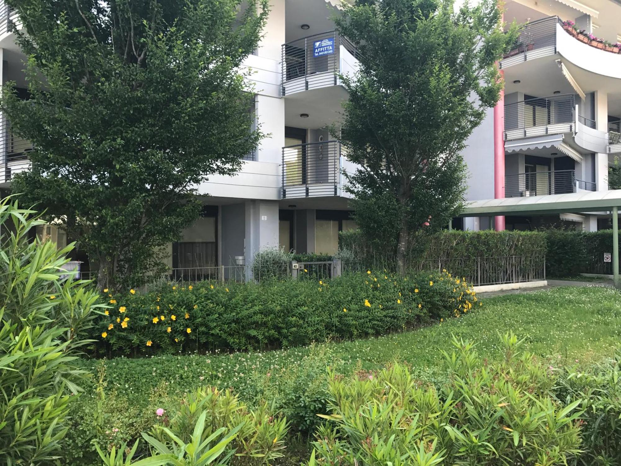 Costa Azzurra Apartment Градо Экстерьер фото